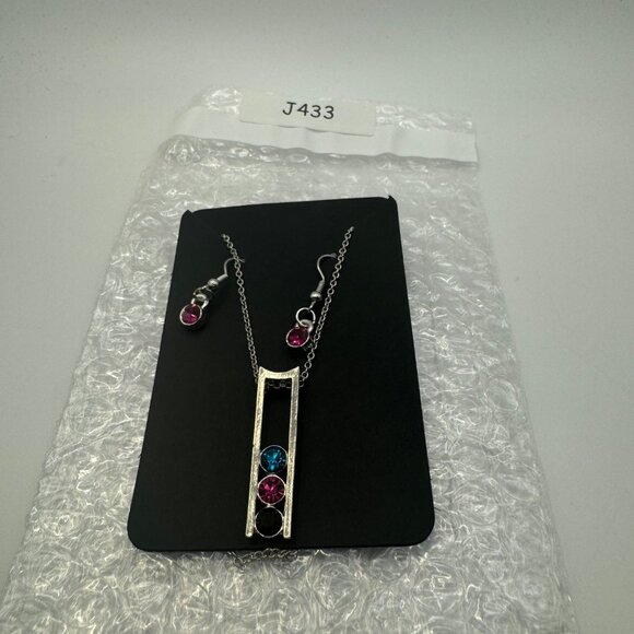 Silver Necklace & Earring Set With Multicolor Gemstones - Picture 6 of 6